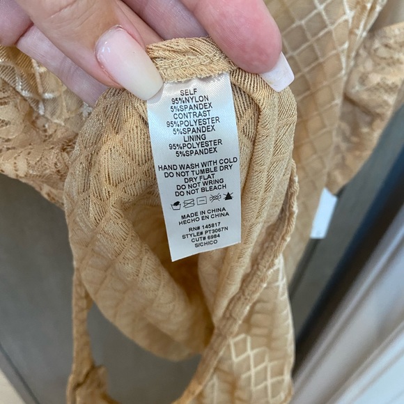 Tan lace bodysuit small NWT - Picture 8 of 15